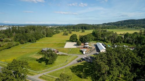 9775 W Saanich Rd, North Saanich, BC, V8L5T5 | Card Image