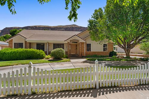 1365 S 325 W, Hurricane, UT, 84737-2388 | Card Image