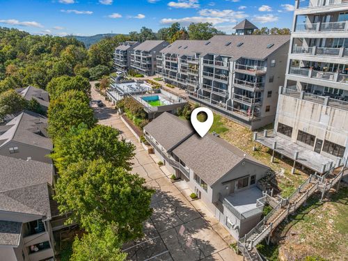 129 Treehouse Ln, Branson, MO, 65616-6168 | Card Image