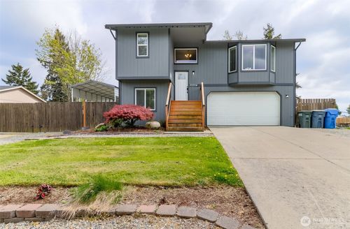 22204 Cedarview Drive E, Bonney Lake, WA, 98391 | Card Image