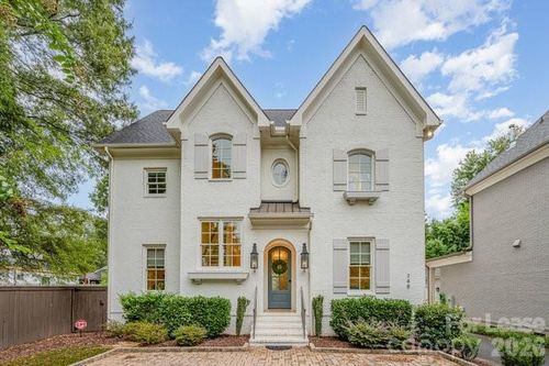 748 Ellsworth Rd, Charlotte, NC, 28211-1446 | Card Image