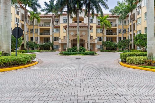 146-16101 Emerald Estates Dr, Weston, FL, 33331-6112 | Card Image