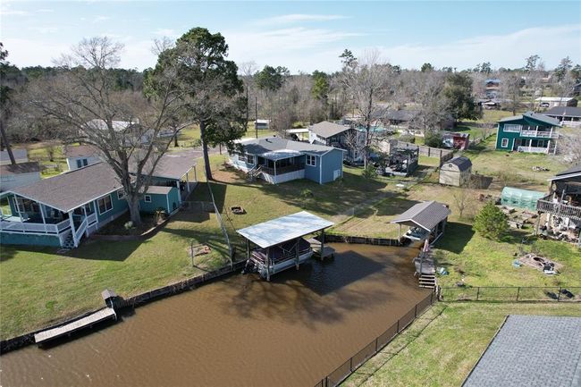 1571 Yaupon Cove Dr, House other with 4 bedrooms, 2 bathrooms and 2 parking in Onalaska TX | Image 4
