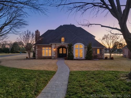 11938 Canton Ave, Tulsa, OK, 74137-8413 | Card Image