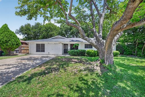 423 Mckown Dr, Mansfield, TX, 76063-2121 | Card Image