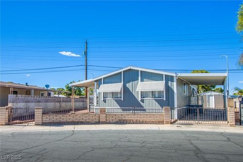 5584 Aldama Rd, Las Vegas, NV, 89122-3380 | Card Image