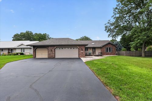 6633 Shadybrook Trail, Loves Park, IL, 61111 | Card Image