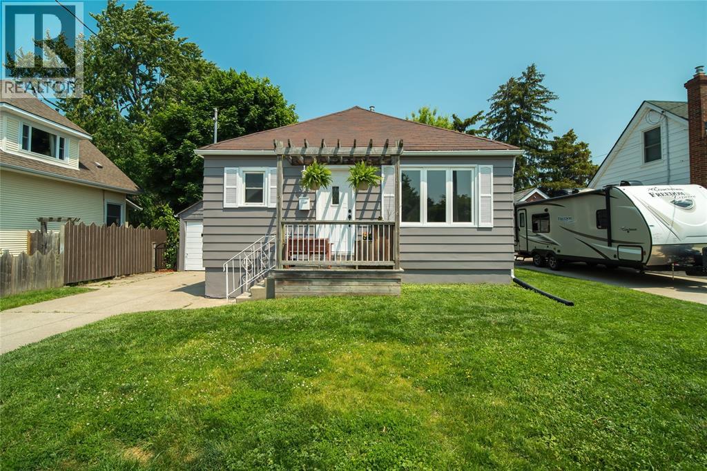 Residential in Sarnia