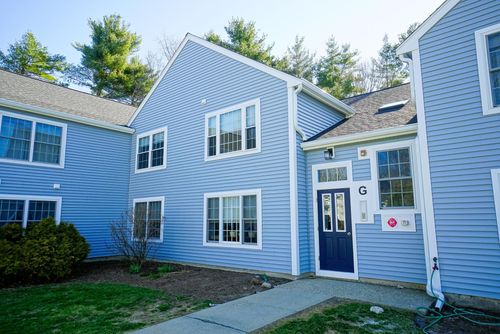 g5-50 Brookside Dr, Exeter, NH, 03833-1656 | Card Image