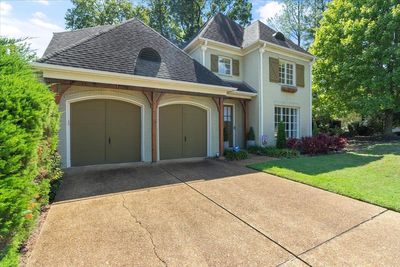 8103 Waverly Xing, House other with 4 bedrooms, 2 bathrooms and null parking in Germantown TN | Image 3