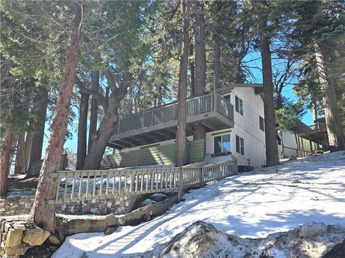 738 W Victoria Ct, Lake Arrowhead, CA, 92352 | Card Image