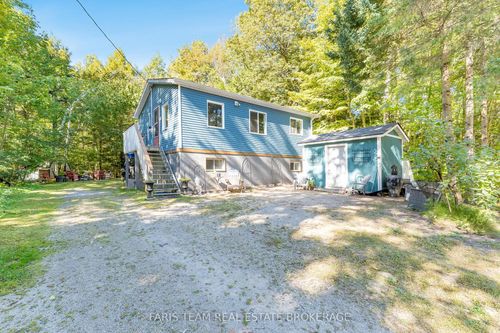 43 Manitou Cres, Tiny, ON, L9M0C6 | Card Image