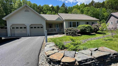 94 Brets Rd, Brattleboro, VT, 05301-7730 | Card Image