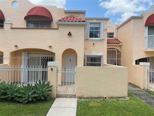 104-8590 Nw 3rd Ln, Miami, FL, 33126-8337 | Card Image