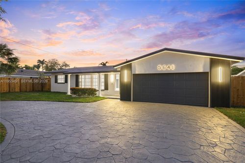 5641 Ne 21st Ave, Fort Lauderdale, FL, 33308 | Card Image