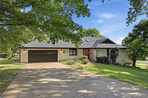 4 Fairway Pl, Holiday Island, AR, 72631-4551 | Card Image