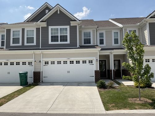1054 Legacy Ct, Smyrna, TN, 37167-5184 | Card Image