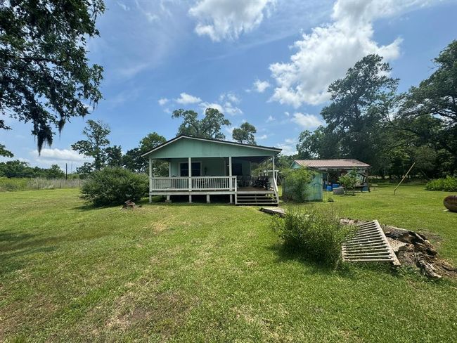 12215 Fm 442 Rd, House other with 2 bedrooms, 1 bathrooms and 1 parking in Boling TX | Image 7