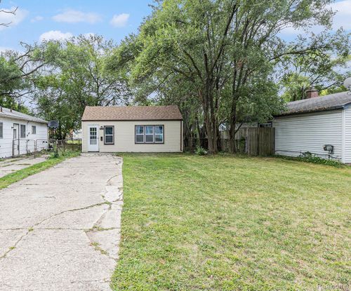 11472 Cadillac Ave, Warren, MI, 48089-2579 | Card Image