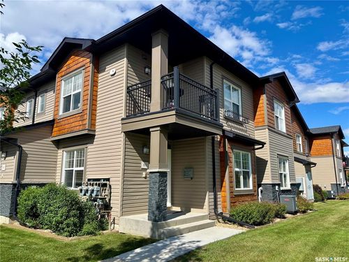 801-1015 Patrick Cres, Saskatoon, SK, S7W0M4 | Card Image