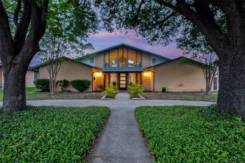 3140 Kinkaid Dr, Dallas, TX, 75220-1621 | Card Image