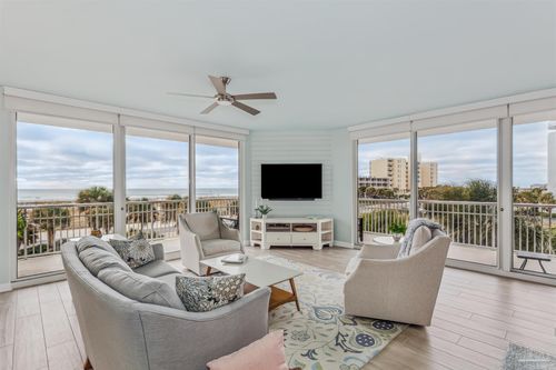 apt-204-800 Fort Pickens Rd, Pensacola Beach, FL, 32561-2075 | Card Image