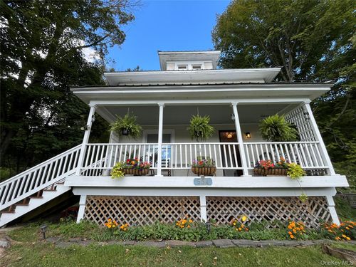 534 Old Route 17, Livingston Manor, NY, 12758-5010 | Card Image