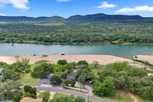 4310 River Oaks Dr, Kingsland, TX, 78639-5233 | Card Image