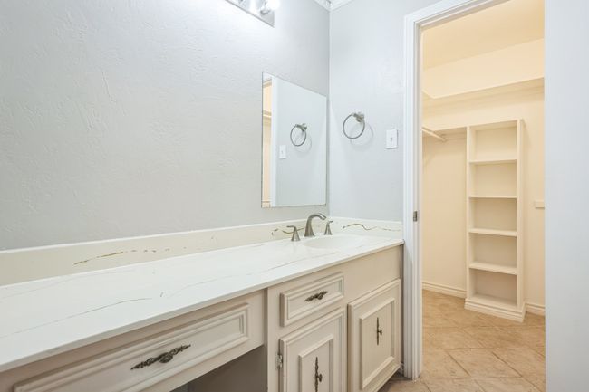 2413 Golden Willow Ln, House other with 3 bedrooms, 3 bathrooms and null parking in Richardson TX | Image 19