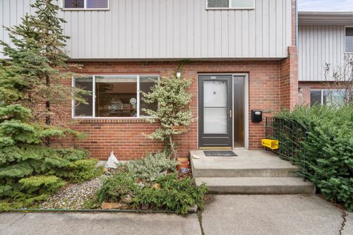 12425 E Olive Ave, Spokane Valley, WA, 99216-2902 | Card Image