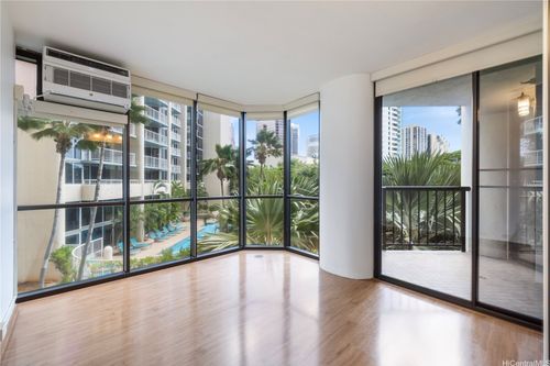 apt-308-60 Beretania St, Honolulu, HI, 96817-4754 | Card Image