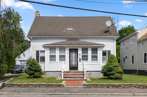 58 Beach St, Milford, MA, 01757-3425 | Card Image