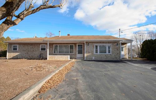 158 Slocum Rd, Dartmouth, MA, 02747-3927 | Card Image