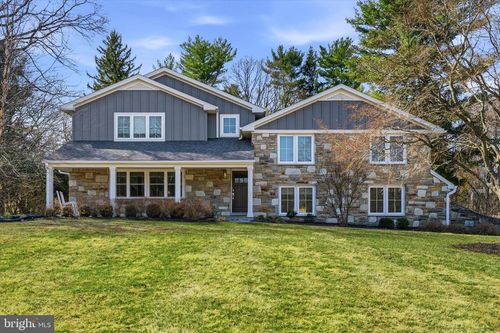 420 Fawn Hill Ln, Penn Valley, PA, 19072-1109 | Card Image