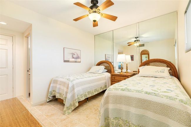 UNIT-1103 - 1401 E Beach Dr, Condo with 2 bedrooms, 2 bathrooms and null parking in Galveston TX | Image 19