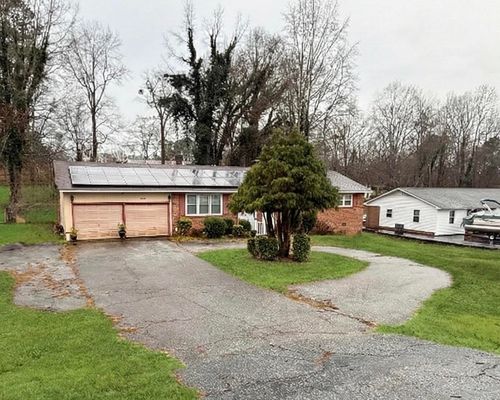 900 Beverly Dr, Spartanburg, SC, 29303-2506 | Card Image