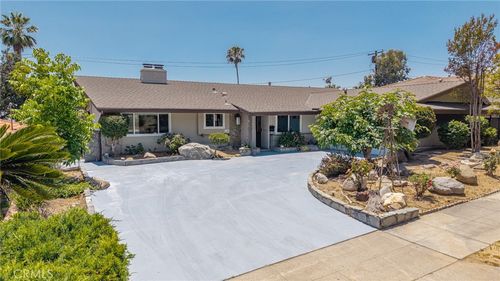 3860 Valley Lights Dr, Pasadena, CA, 91107-1344 | Card Image