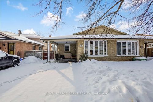 15 Autumn Rd, Brantford, ON, N3R7B1 | Card Image