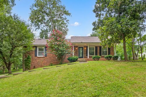 671 Vaughan Rd, Clarksville, TN, 37043-5377 | Card Image