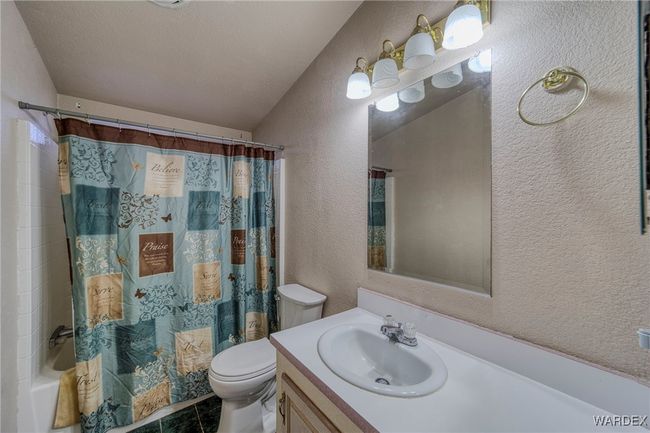 Bathroom | Image 25