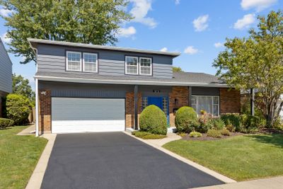 1810 W Pheasant Trail, House other with 4 bedrooms, 2 bathrooms and 2 parking in Mount Prospect IL | Image 2