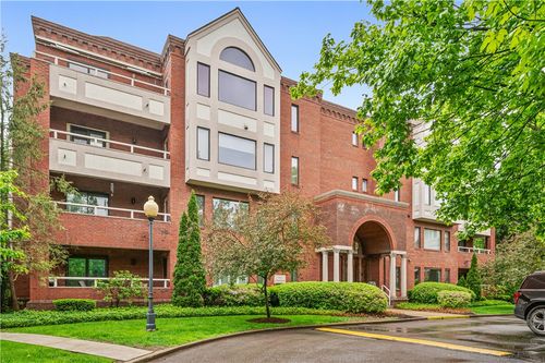 422-100 Denniston St, Pittsburgh, PA, 15206-4030 | Card Image
