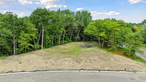 12802 Woodhaven Rd, Minnetonka, MN, 55345 | Card Image