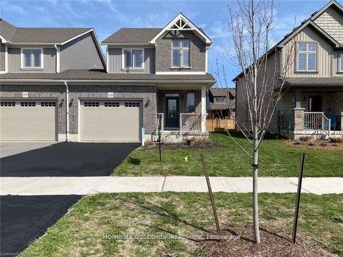 201 Collins St, Collingwood, ON, L9Y1M5 | Card Image