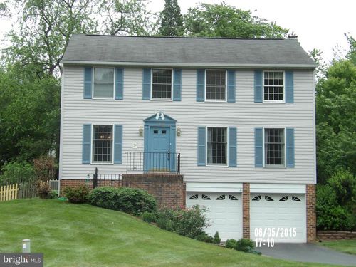 13767 Cabells Mill Dr, CENTREVILLE, VA, 20120-1766 | Card Image