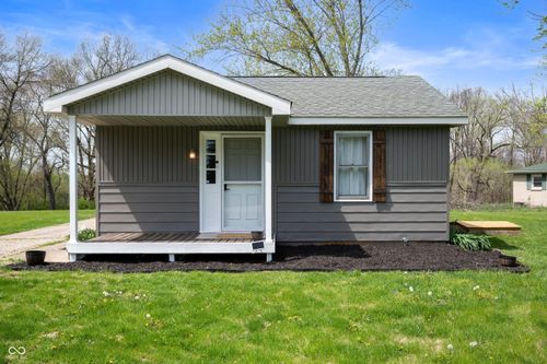 12800 W State Road 32, Yorktown, IN, 47396-9431 | Card Image