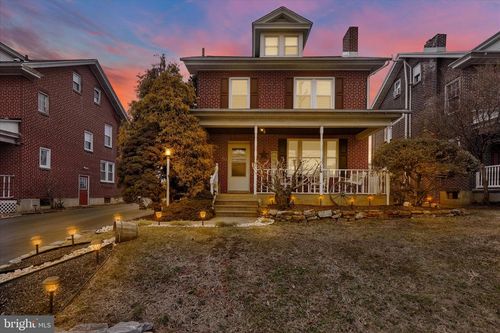 217 Revere Blvd, WEST LAWN, PA, 19609-2462 | Card Image