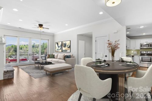 308-29 W French Broad St, Brevard, NC, 28712-4774 | Card Image