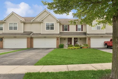 2226-2226 Pembridge Dr, Lake In The Hills, IL, 60156-6413 | Card Image