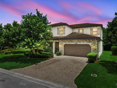 8899 Willow Cove Lane, Lake Worth, FL, 33467 | Card Image